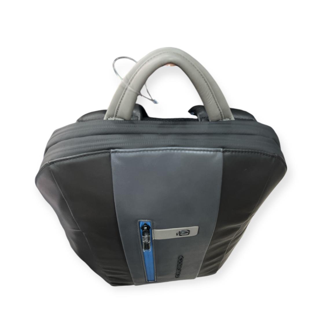 CA6384UB00 - ZAINO - PIQUADRO