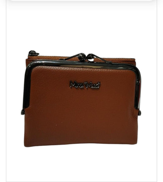 M9 D201336 -  - MIMI MUA