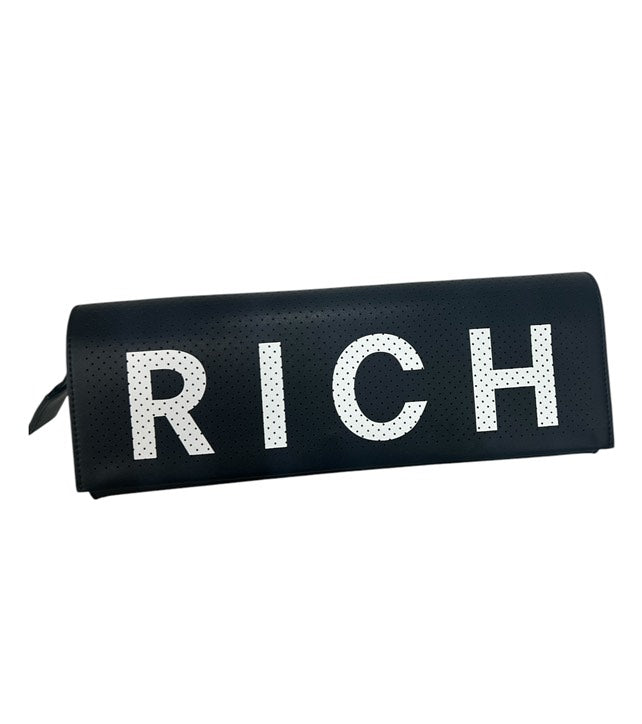 RWP25069 BO - BORSA - Richmond