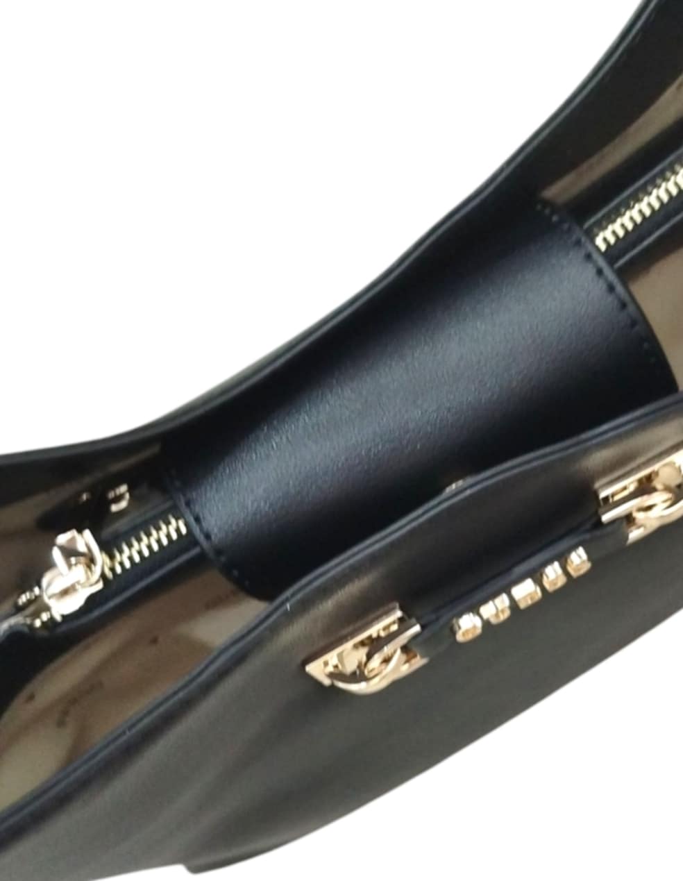HWBG9644020 - Accessori - GUESS?
