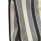AS966222 - Borsa - GUESS?
