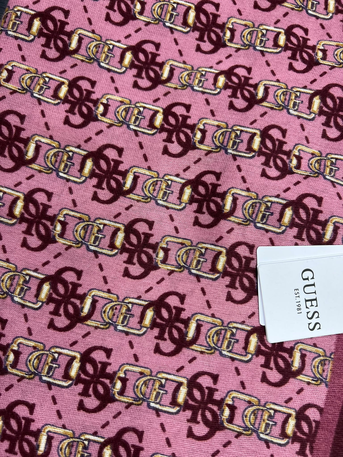 AW5450POL03 - FOULARD - GUESS?