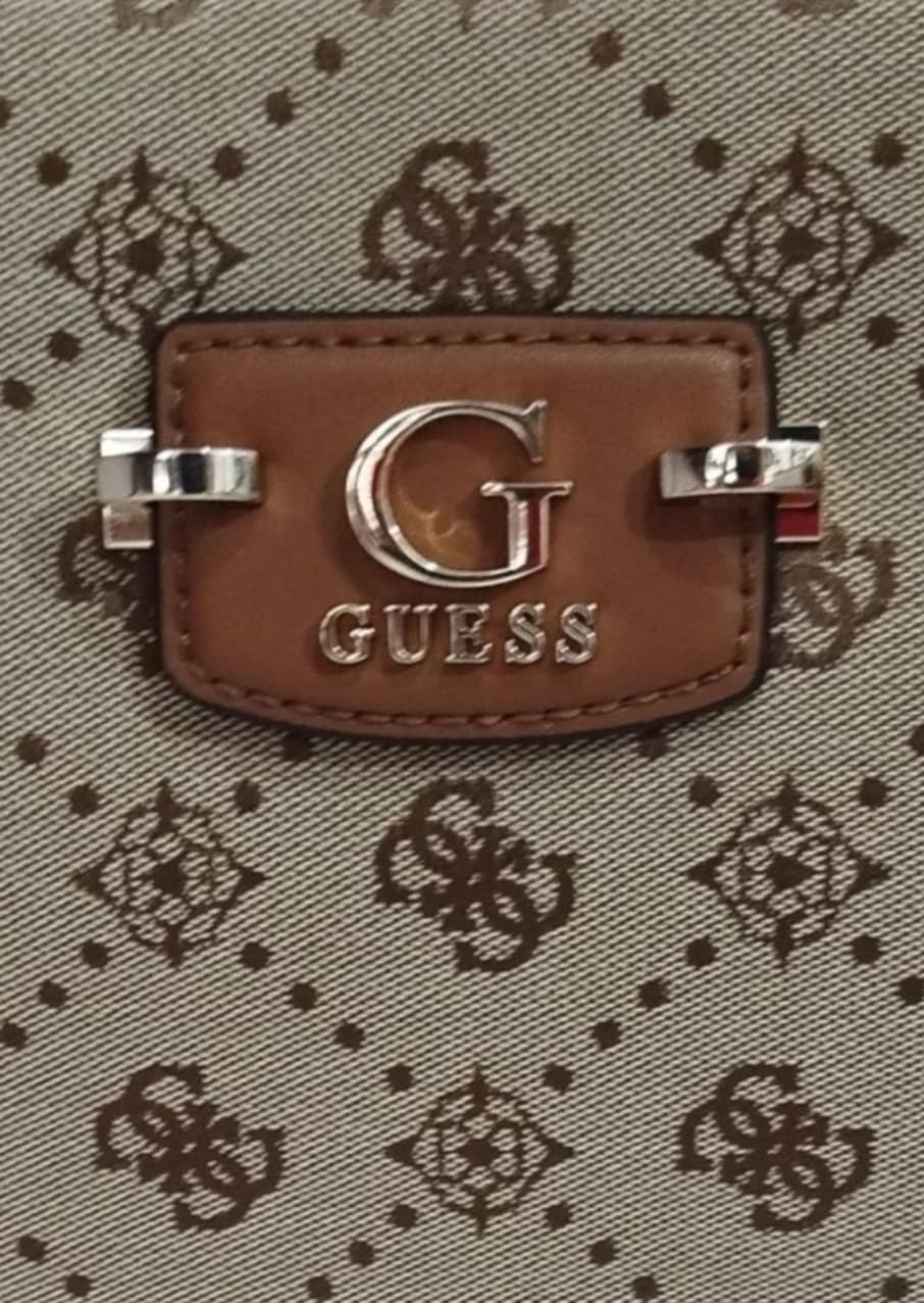 JP965406 - BORSA - GUESS?