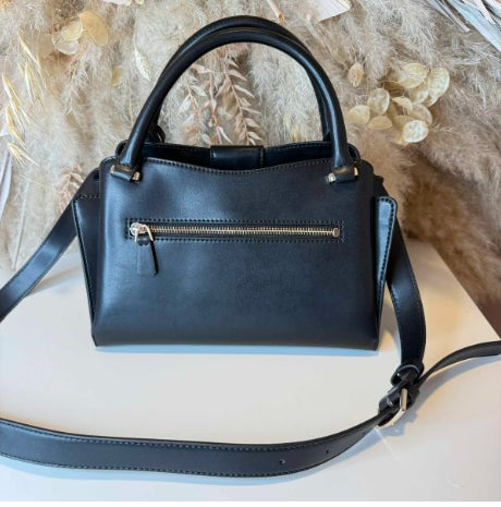 VG989105 - BORSA - GUESS?