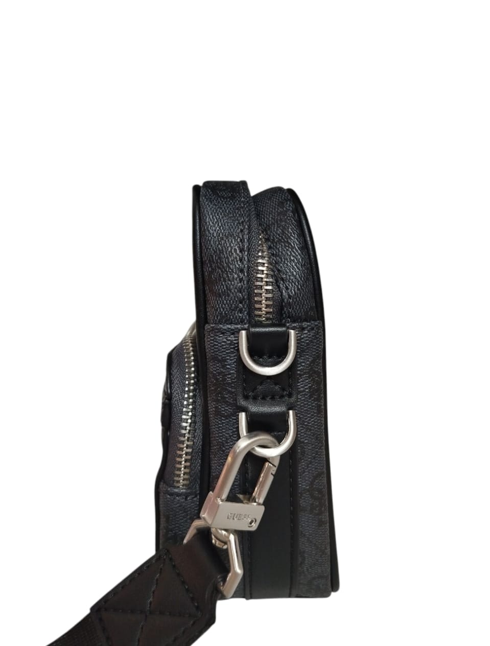 HMMISAP5417 - BLA - valigeria - GUESS?